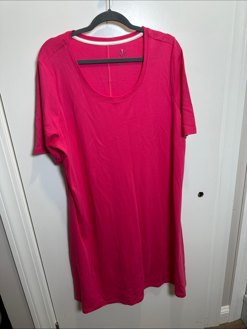 Isaac Mizrahi Vibrant Pink Scoop Neck Short Sleeve dress (61)